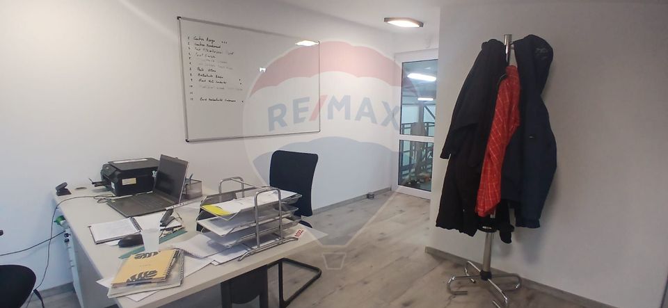 Hala de vanzare in Crevedia 240 mp utili teren 4.000 mp acces TIR