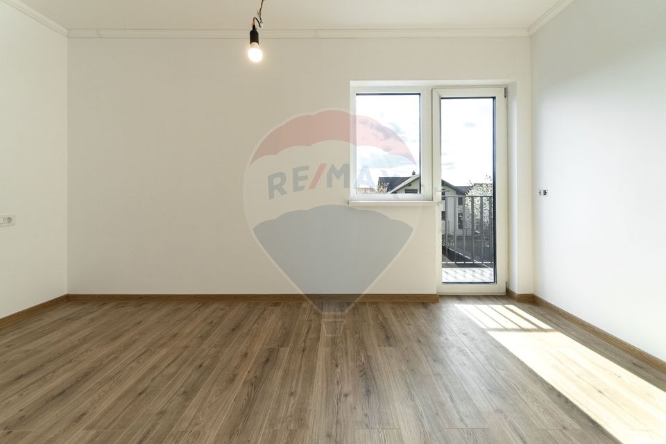 5 room House / Villa for sale