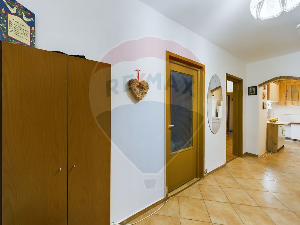 3 room Apartment for sale, Calea Bucuresti area