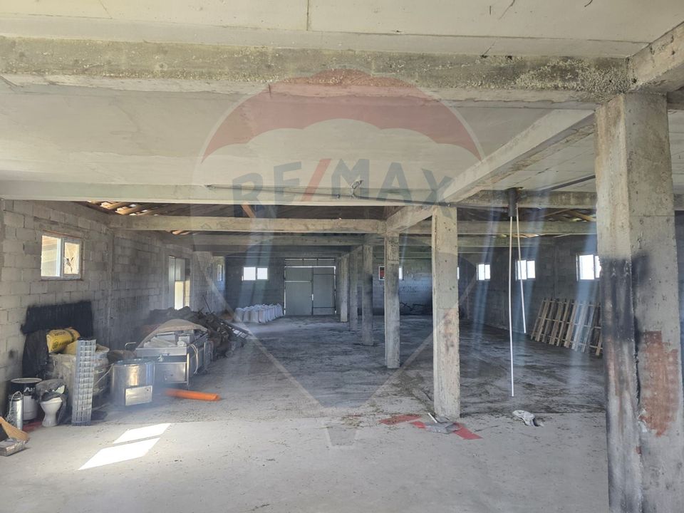 Spațiu industrial de 520mp de vânzare