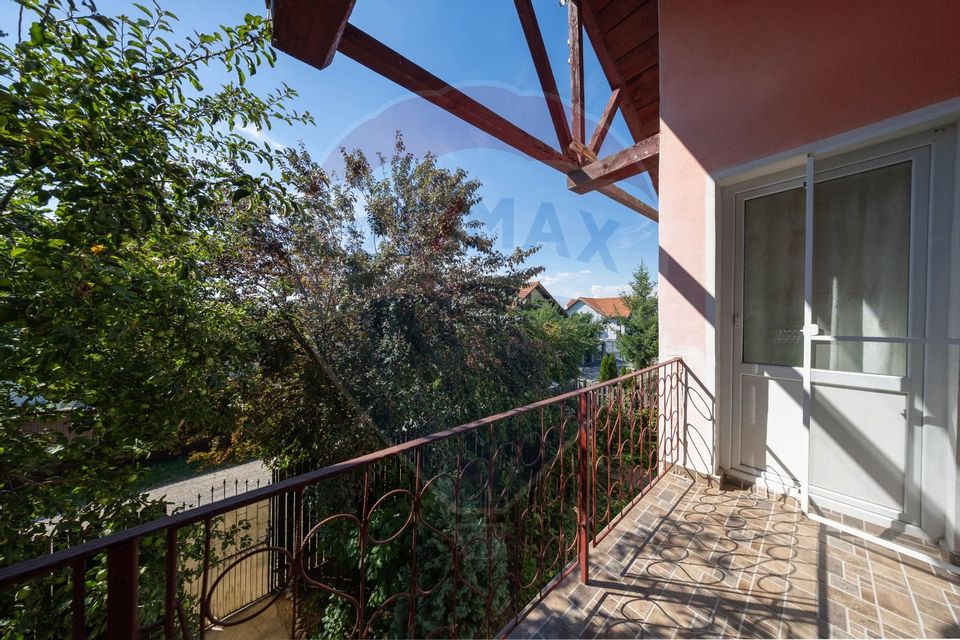 5 room House / Villa for sale, Rulmentul area