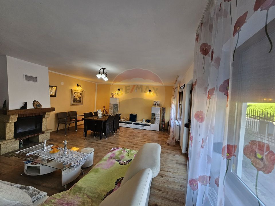 7 room House / Villa for sale