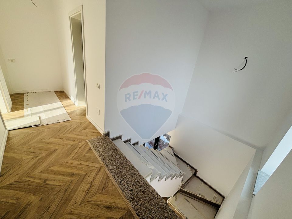 4 room House / Villa for sale