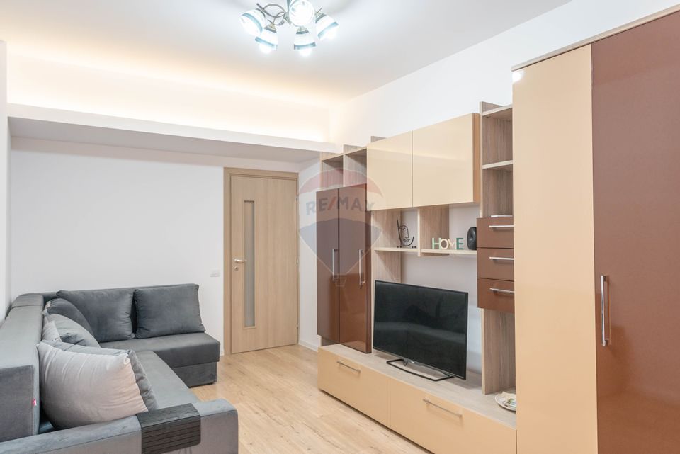 Garsoniera decomandata de inchiriat 41 mp Novum Politehnica