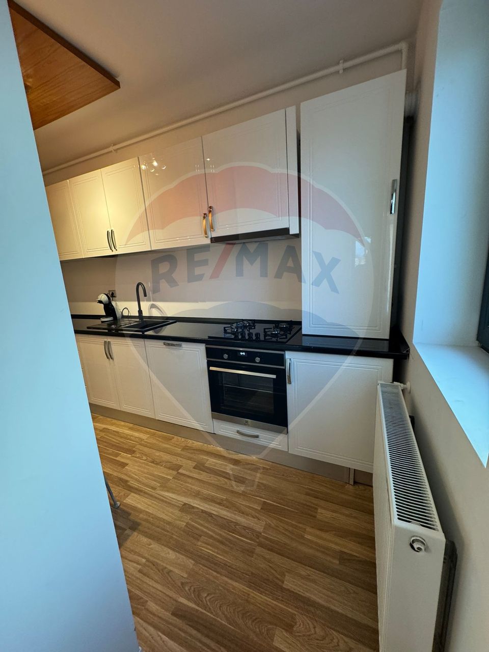 Apartament cu 2 camere mobilat si utilat et.1 la Victoria Residence