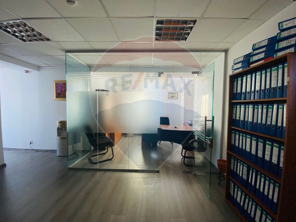 Spațiu birouri (4-5) de 130mp de închiriat în zona Calea Plevnei