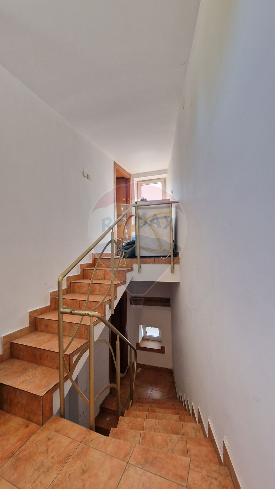 Casa 5 camere | curte | Zona Cismigiu | 5 min Piata Victoriei