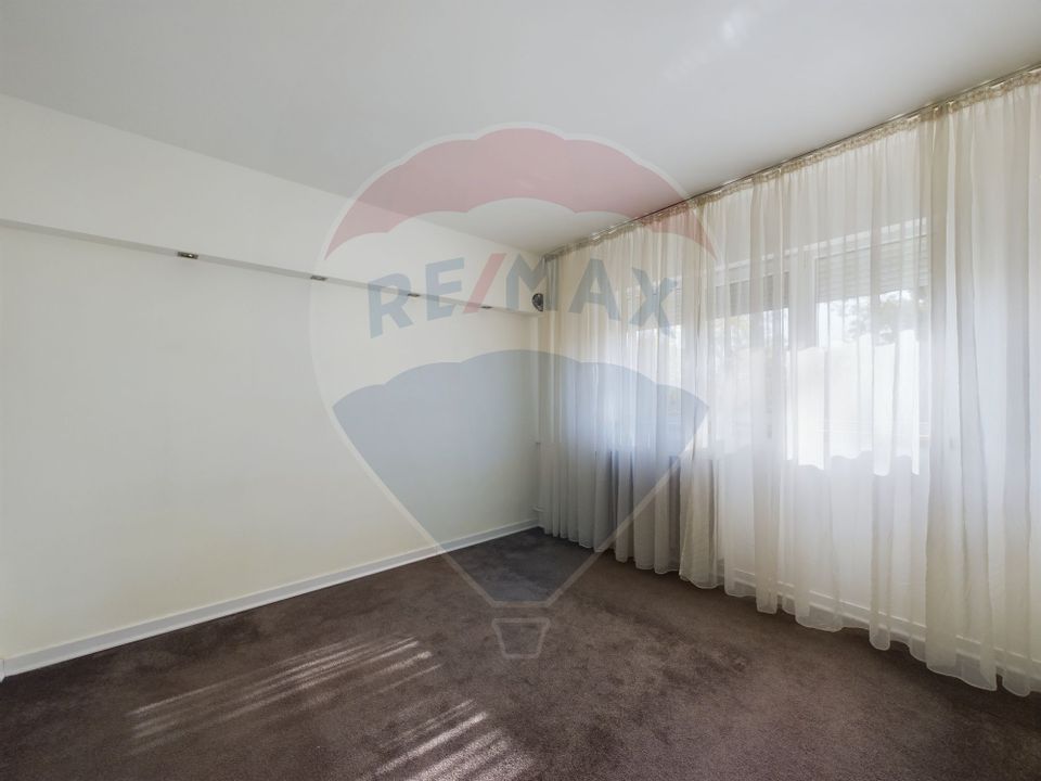 2 room Apartment for rent, Stefan cel Mare area