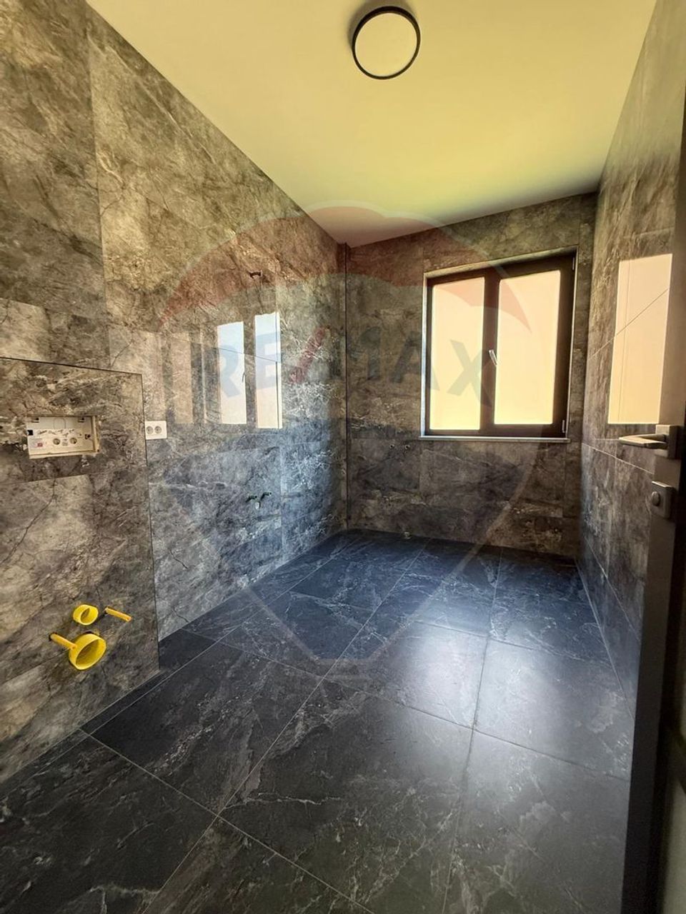 Apartament cu 3 camere de vânzare - bloc nou BURDUJENI