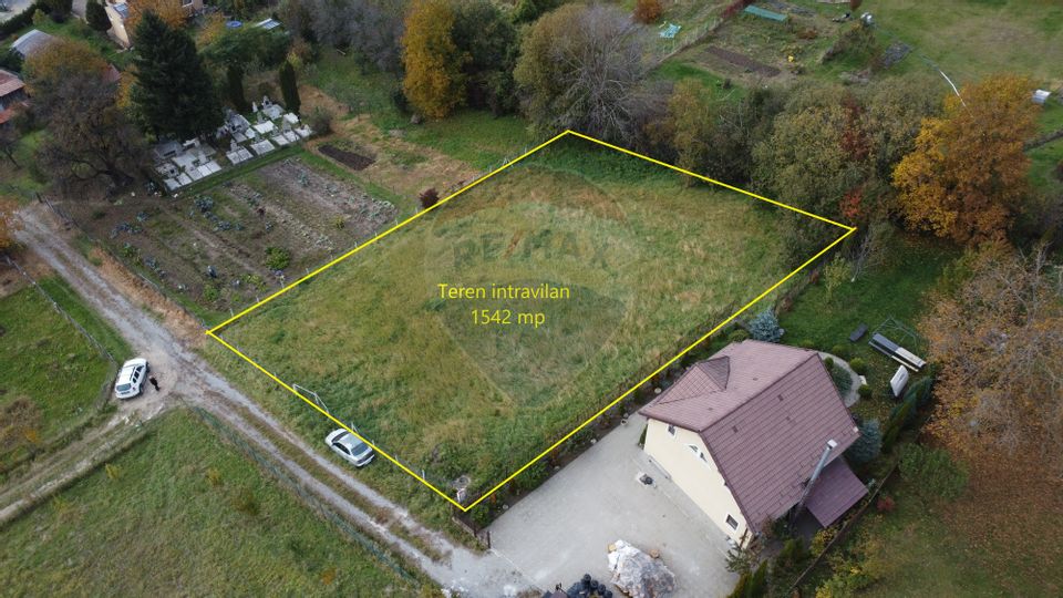 Teren de vanzare în Faget 1542 mp cu panorama