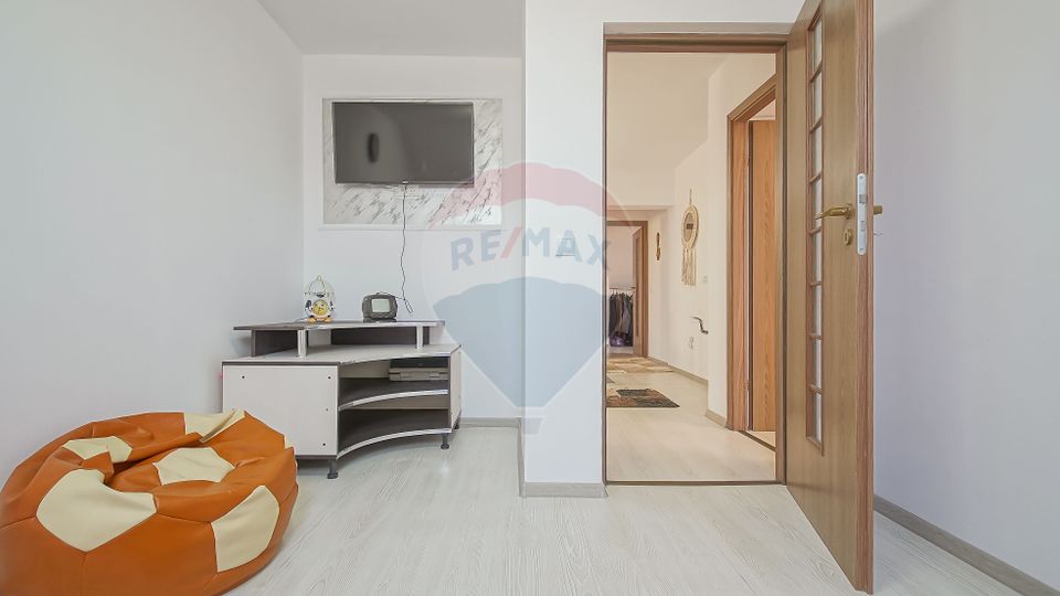 Comision zero, casa individuala + cabana A frame in Bod, la intrare