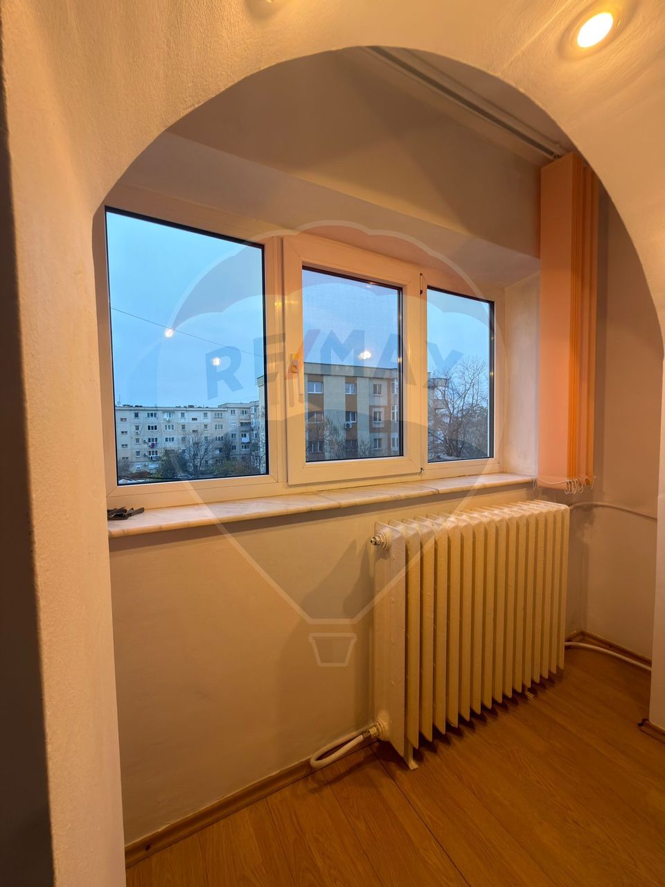 Garsoniera de inchiriat