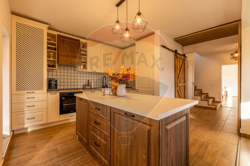 REZERVAT Casă individuala Harman