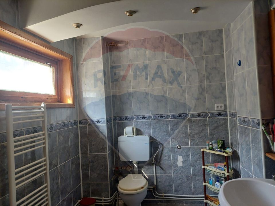 Apartament 3 camere decomantdate Slanic Moldova