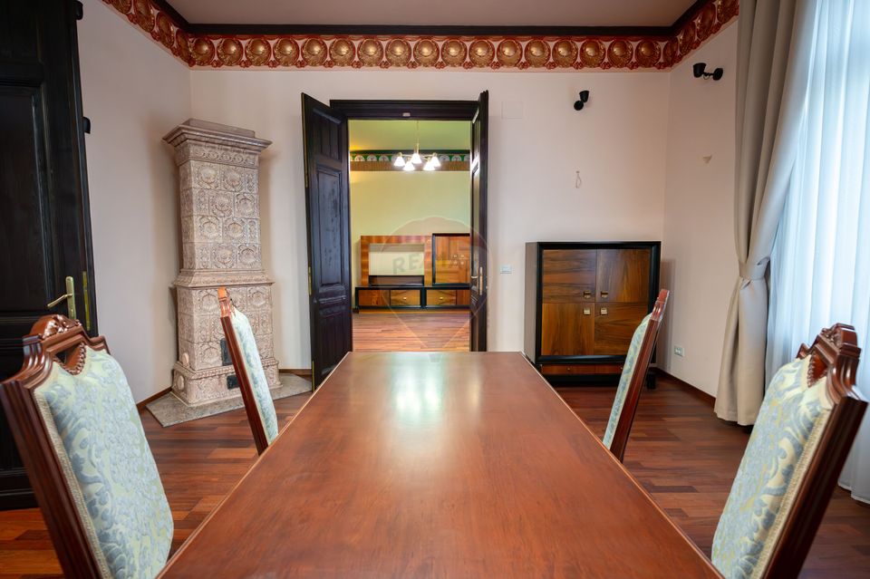 130 sqm Historic Property – Ideal for Living or Office