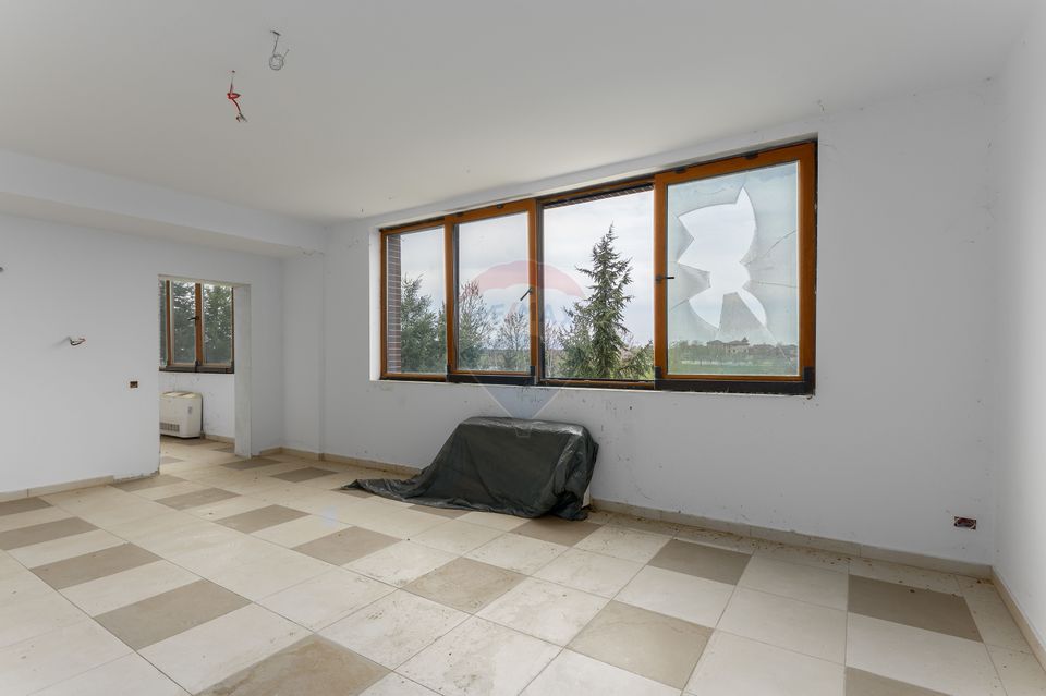 30 room House / Villa for rent