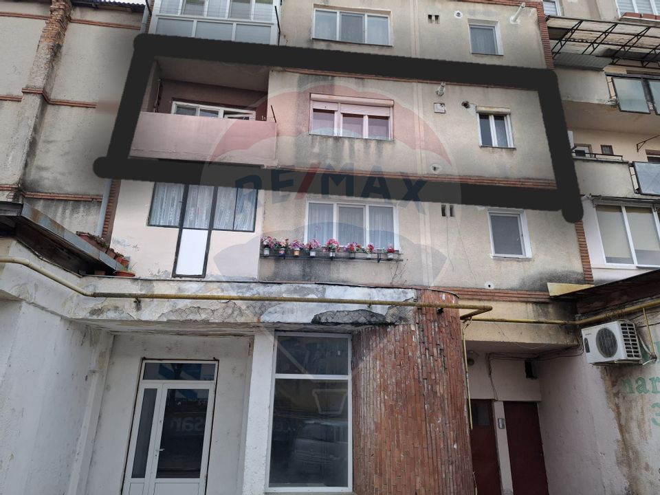 Apartament cu 2 camere de vânzare în zona Central