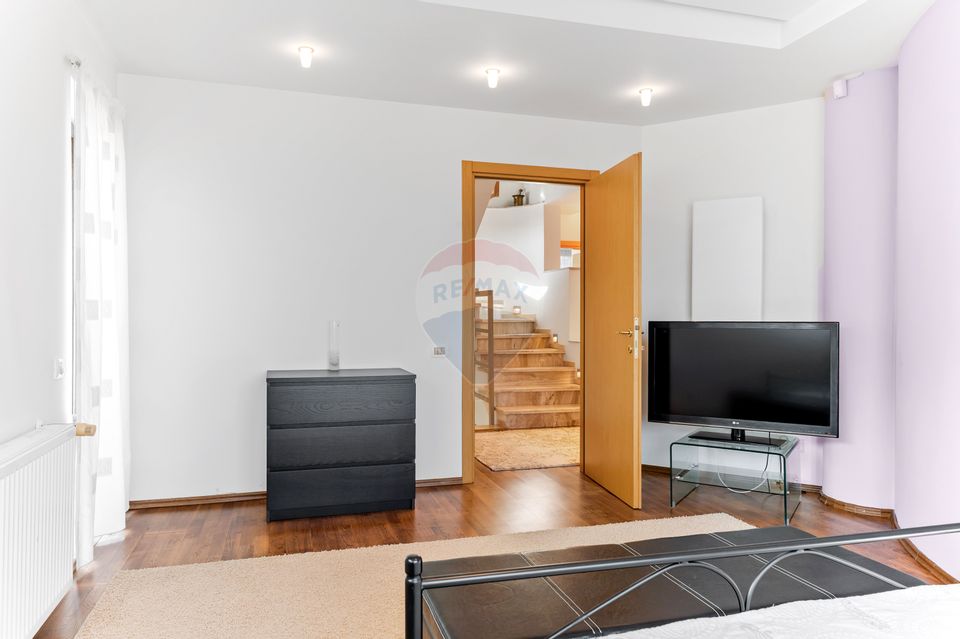 CASĂ / VILĂ PREMIUM DE VÂNZARE ÎN OTOPENI