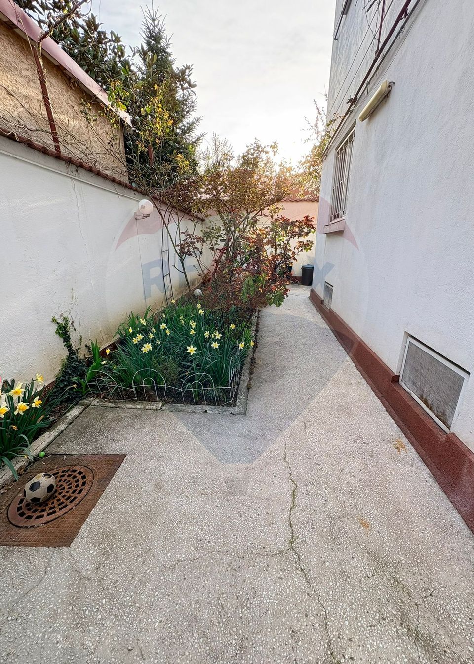 Casa 6 camere Iancului | Curte + Parcare | Comision 0%