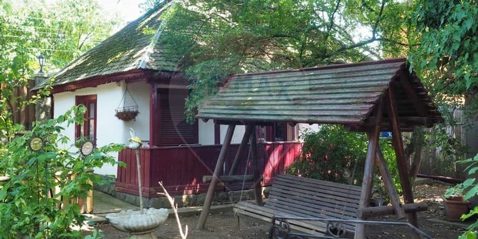 Vila la Lacul Snagov deschidere 21 ml,  ponton propriu