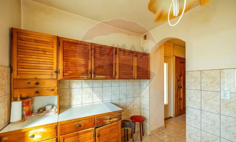 Apartament 3 camere zona 300, Micalaca, B-dul N. Titulescu