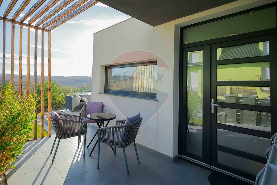 4 room House / Villa for sale