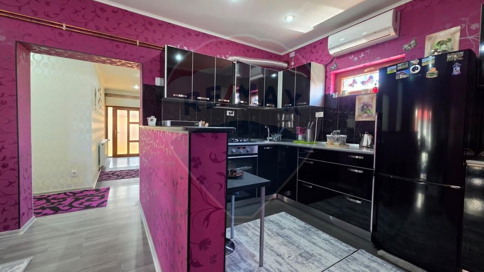 3 room House / Villa for sale