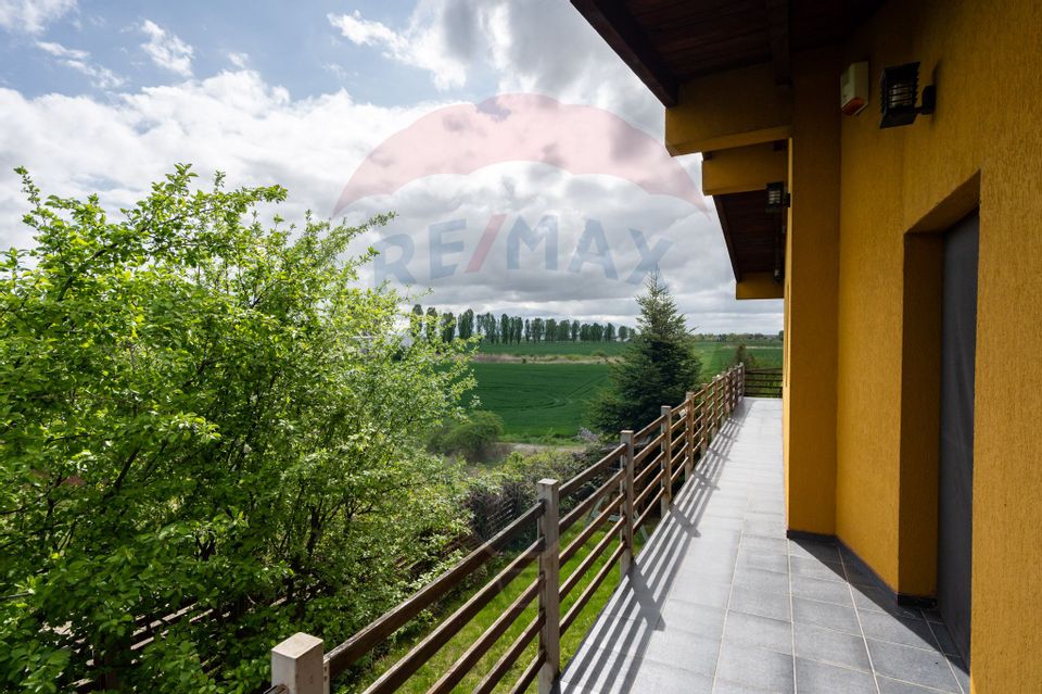 House / Villa with 5 rooms for sale Izvorani near the forest