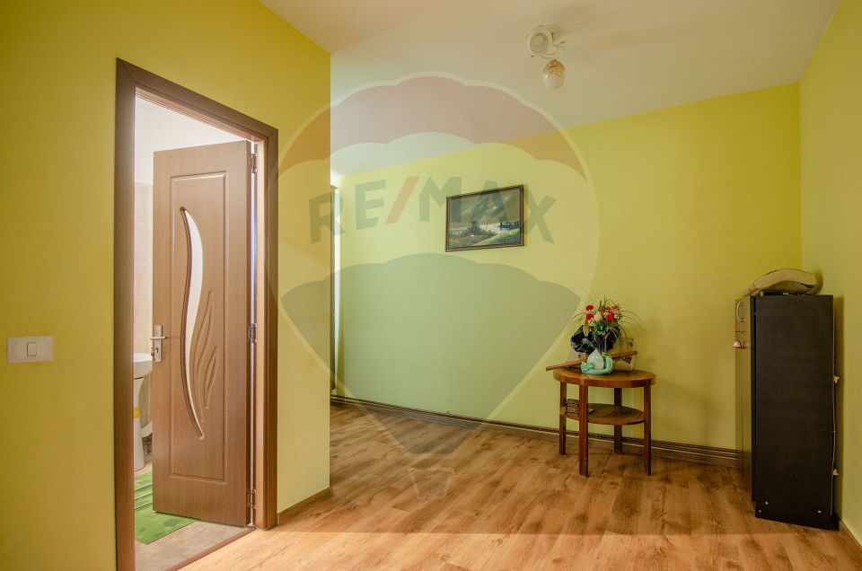 Casa + teren + hala de vanzare in Beregsau – 0% Comision