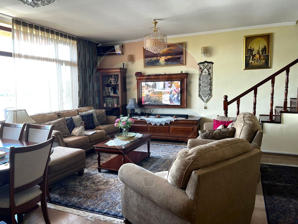 6 room Apartment for sale, Fundeni area