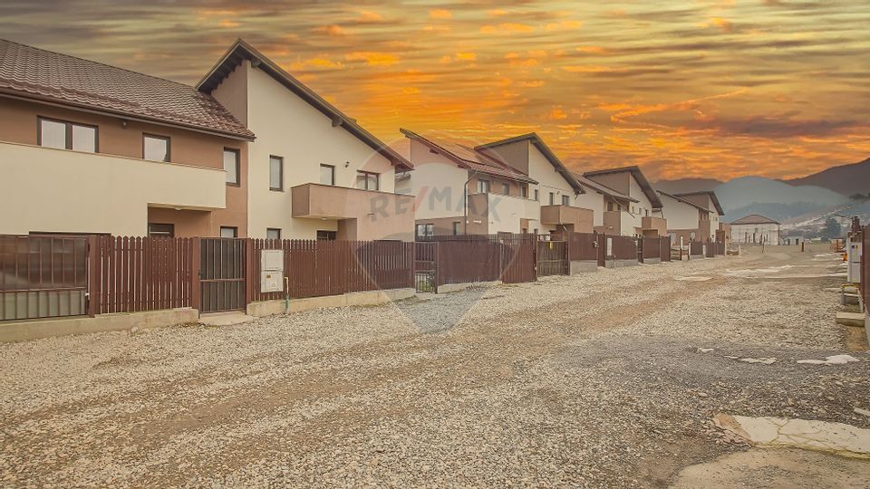 4 room House / Villa for sale, Baciu area