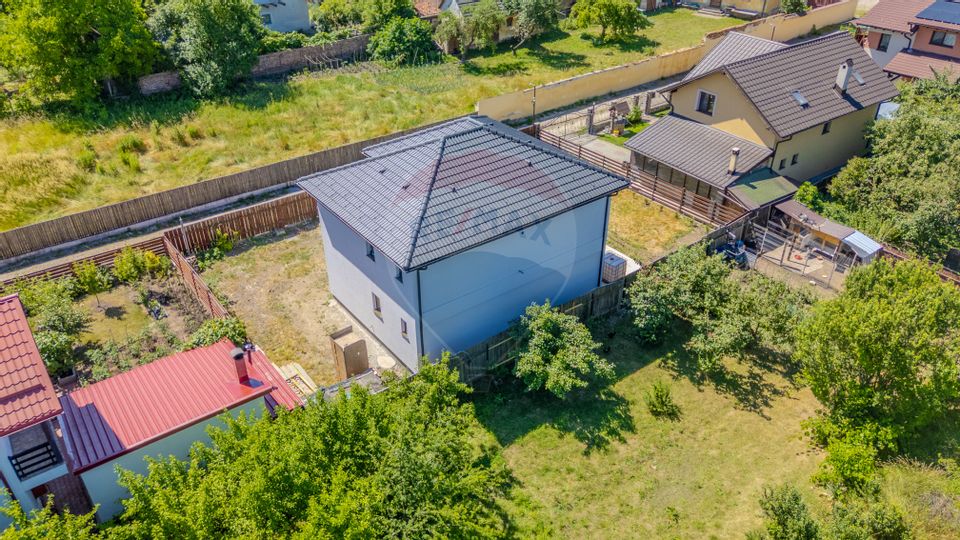 Locație premium în Sânpetru, casă nouă – Comision 0%