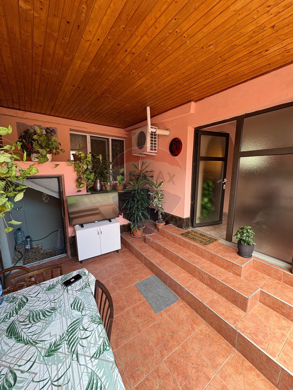 Casă in zona Mosnei, Str. Stejarului,  la cheie