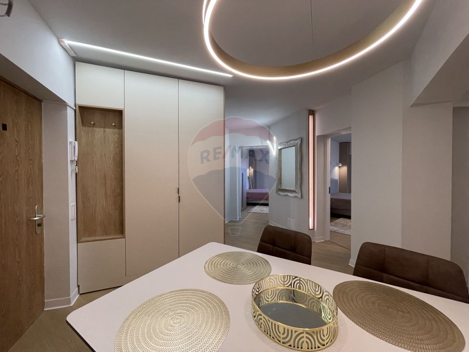 Vanzare apartament 3 camere Rond Alba Iulia renovat complet