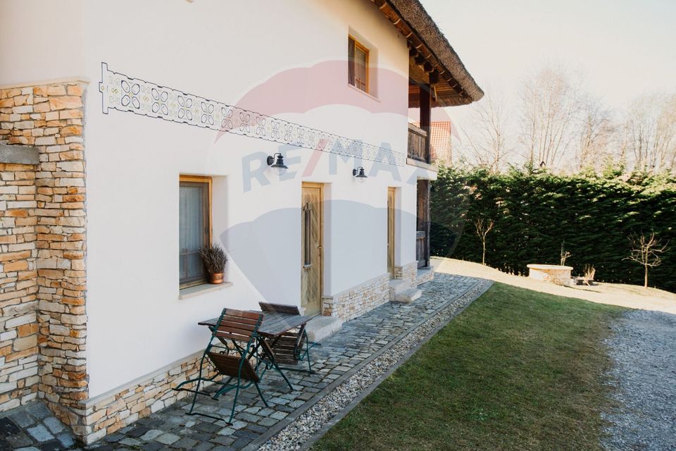 Casă cu arhitectura traditionala romaneasca I Salicea I Cluj