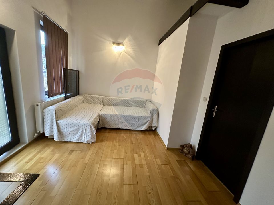 4 room House / Villa for sale