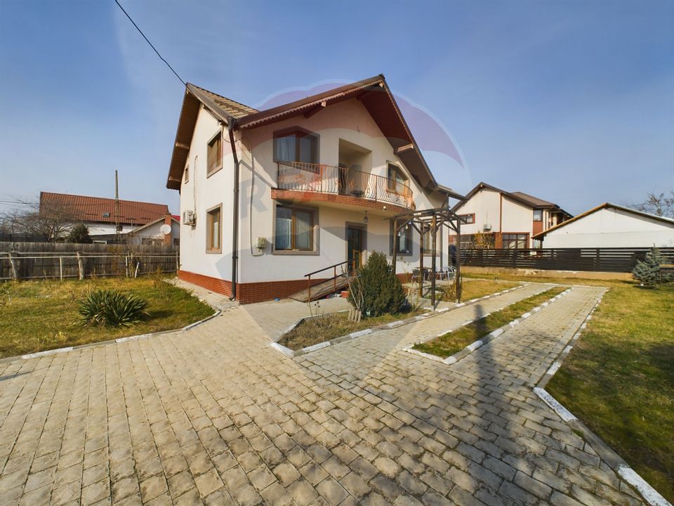 Casa 5 camere de vanzare in Crevedia  mobilata utilata gata de mutare
