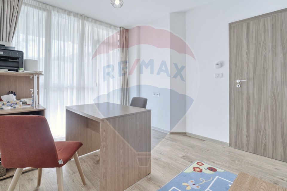 REZERVAT! Apartament 2 camere pretabil locuință sau cabinet