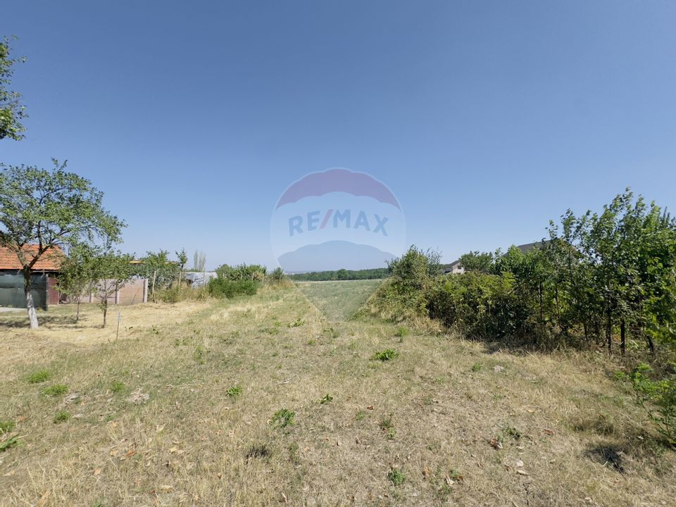 Teren 2,841mp Apateu / Strada Principala langa Biserica Ortodoxa