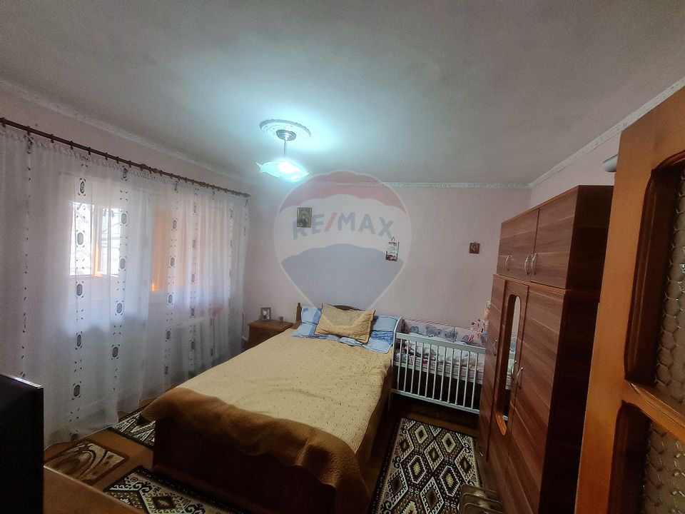 Apartament cu 2 camere de vânzare în zona Est