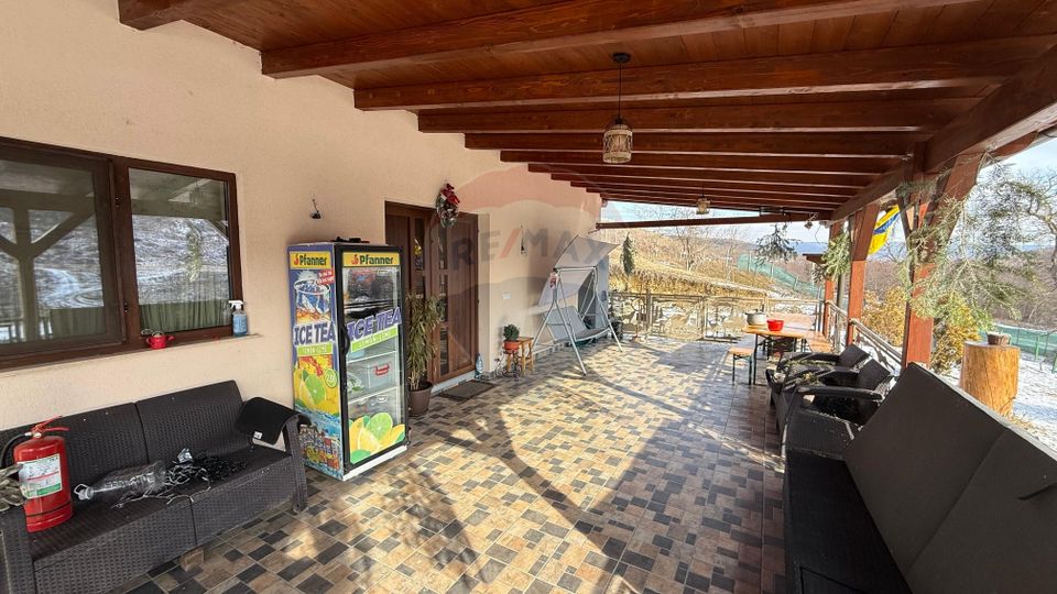 4 room House / Villa for sale