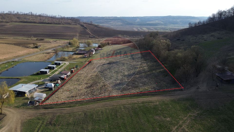 Land 7,000sqm Hoghilag / Strada Principala
