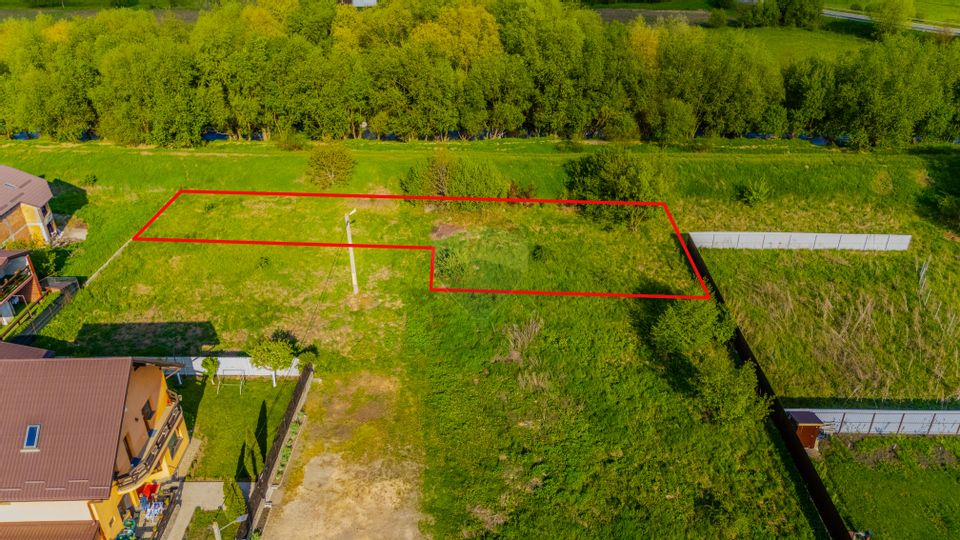 Teren 963mp Bod / Strada lalelelor