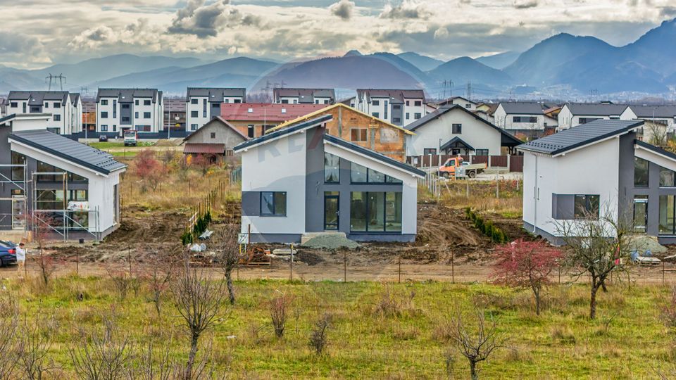 COMISION 0% | CASA 5 CAMERE| DE VANZARE|800MP TEREN| TOATE UTILITATILE