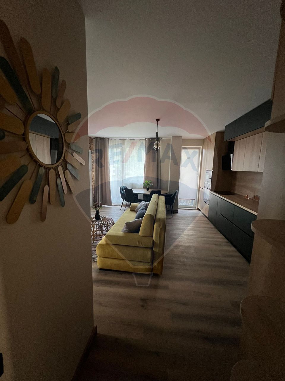 Apartament 3 camere de inchiriat