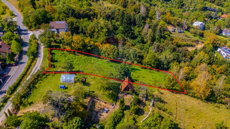 COMISION 0% Teren 2700mp / Strada Coltul Putinarilor/Poiana Brașov