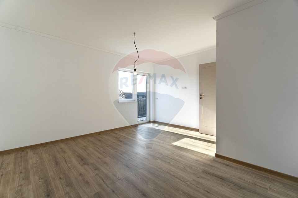 5 room House / Villa for sale