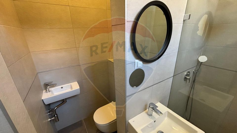 54sq.m Office Space for rent, Central area