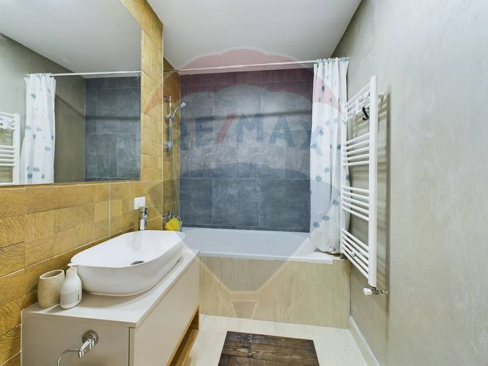 2 room Apartment for rent, Tractorul area