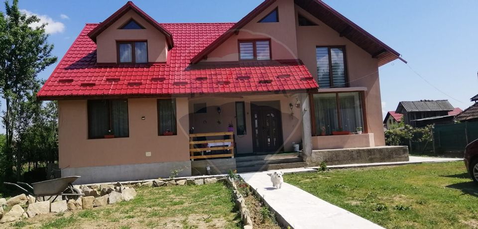 5 room House / Villa for sale